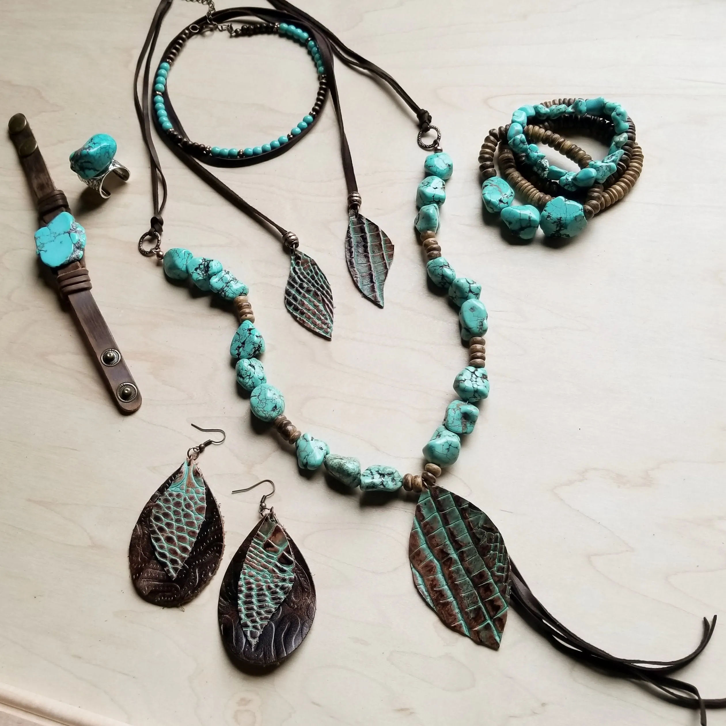 **Leather Teardrop Earrings-Brown and Turquoise Gator 217w