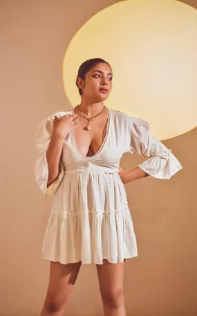 Off White V- Neck Fitted Dress With Lace Detail
