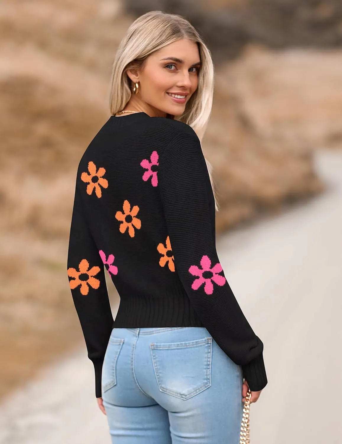 Zeagoo Women's 2024 Fall Crewneck Cropped Sweater